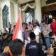 Wakil Direktur Pengembangan SDM dan Sarana Prasarana RSUD Raden Mattaher Drs. Revo Anha saat menyampaikan klarifikasi (DETAIL/Jorgi)