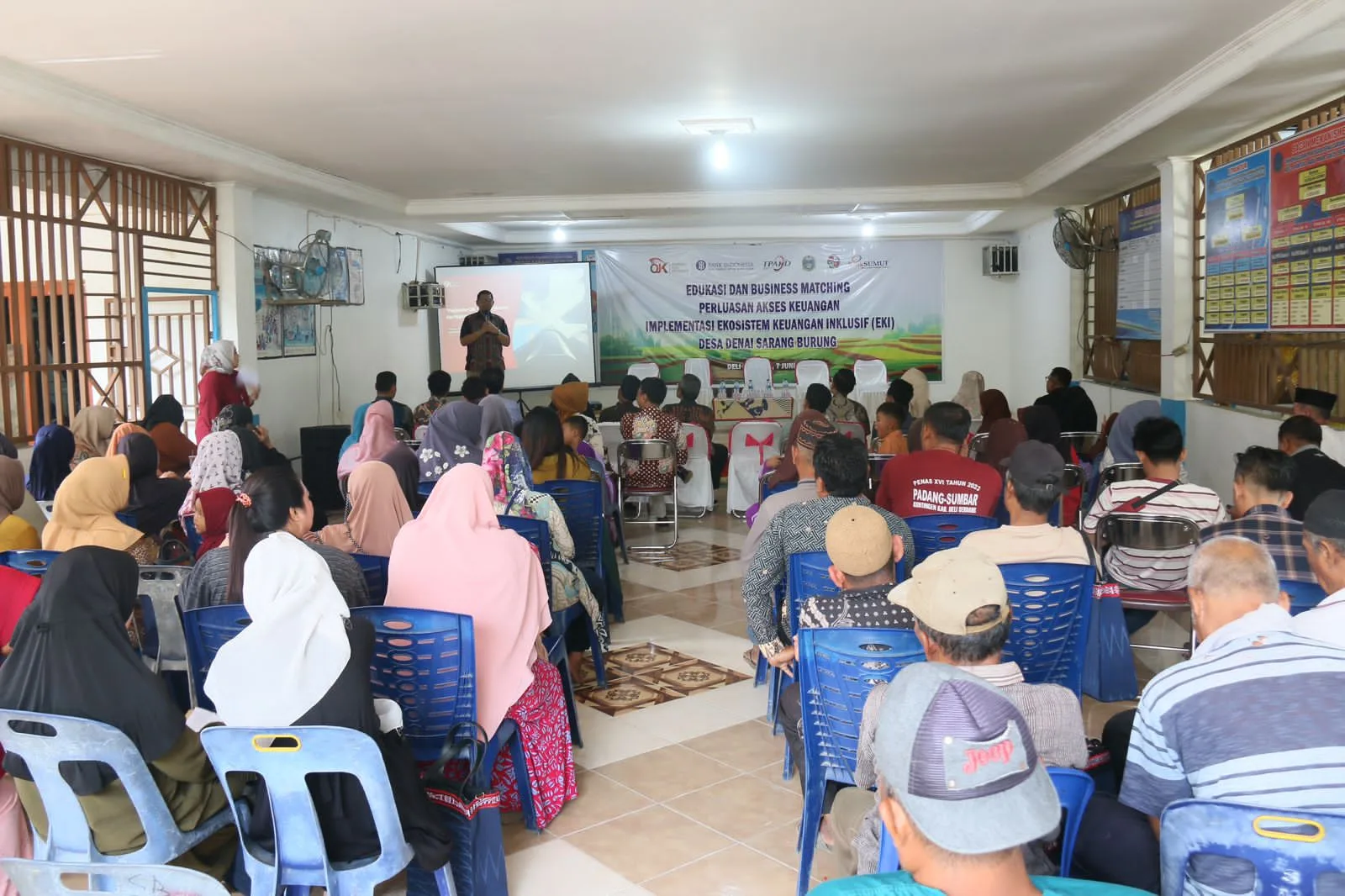 Kegiatan OJK Sumut di Desa Denai Sarang Burung, Kabupaten Deli Serdang pada Jumat sore, 7 Juni 2024. (ist)