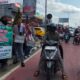 Aksi galang dana oleh Dai Peduli Jambi di Simpang Mayang (DETAIL/Jorgi)
