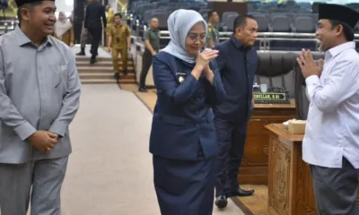 Pj Wali Kota Jambi menghadiri sidang paripurna di Ruang Swarna Bumi DPRD Kota Jambi (ist)