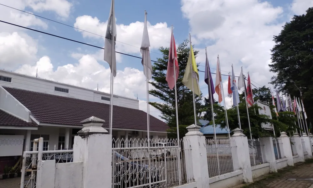 Kantor KPU Kota Jambi tampak depan (DETAIL/Jorgi)