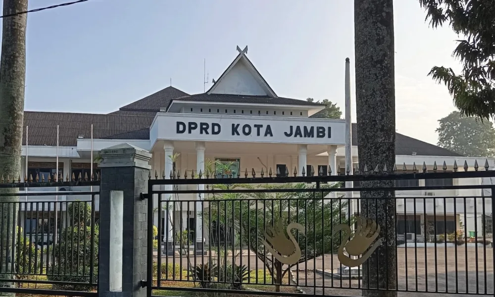 Kantor DPRD Kota Jambi (ist)