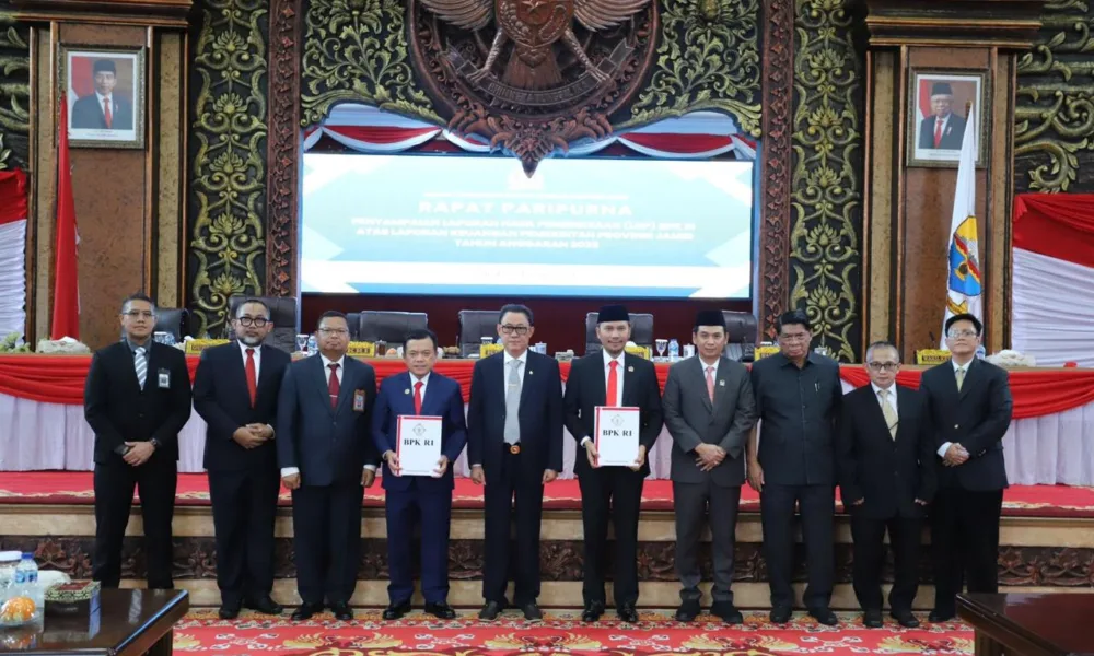 BPK Serahkan LHP atas LKPD dan IHPD Provinsi Jambi Tahun Anggaran 2023. (ist)