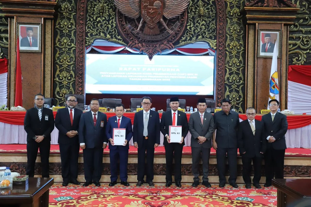 BPK Serahkan LHP atas LKPD dan IHPD Provinsi Jambi Tahun Anggaran 2023. (ist)