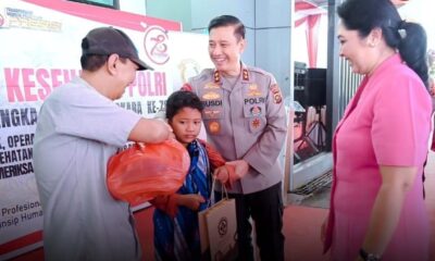 Kapolda Jambi saat penyerahan tali asih kepada perwakilan peserta. (ist)