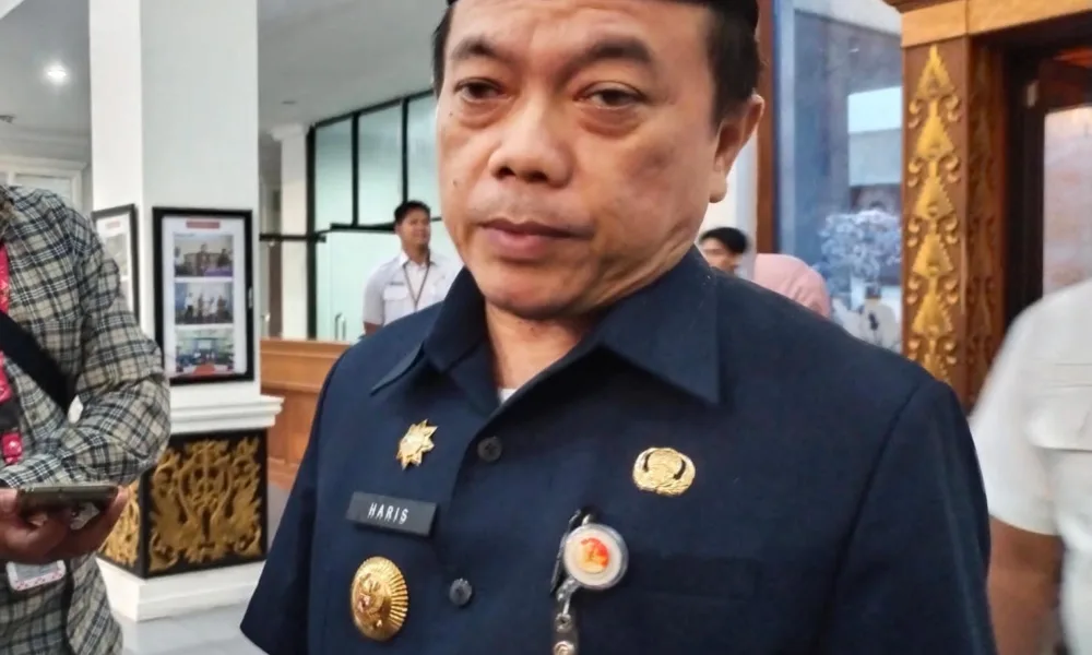 Gubernur Al Haris saat diwawancarai (DETAIL/Jorgi)