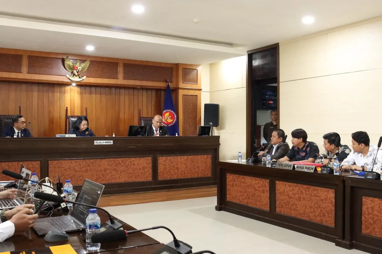 Sidang Majelis KPPU terkait kebocoran informasi rahasia perusahaan. (ist)