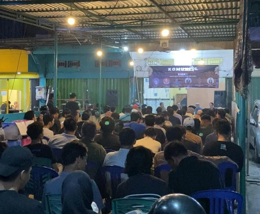 Diskusi publik yang digelar Komunal Jambi. (DETAIL/Yoggy)