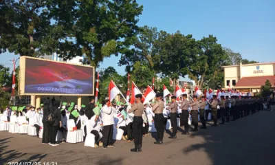 Proses baiat penghormatan bendera merah putih. (DETAIL/Juan)