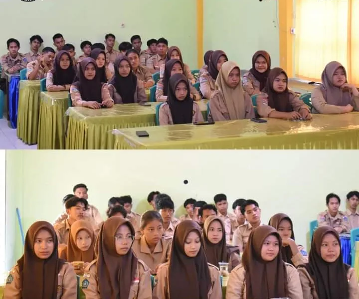 Siswa dan siswi SMAN Tebo menyimak sosialisasi yang dilakukan KPU Provinsi Jambi. (DETAIL/ist)