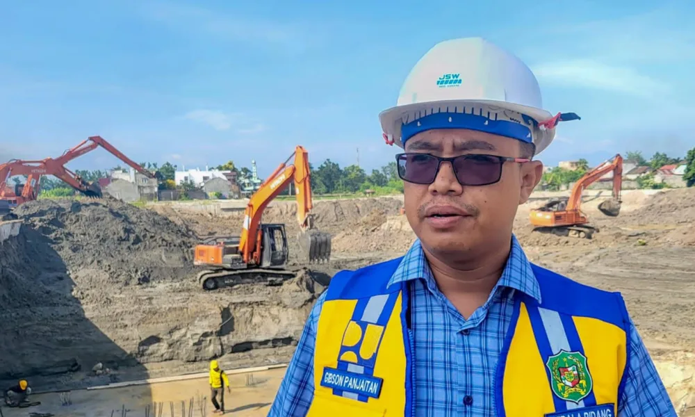 Gibson Panjaitan selaku Kabid Sumber Daya Air pada Dinas SDABMBK Medan. (ist)