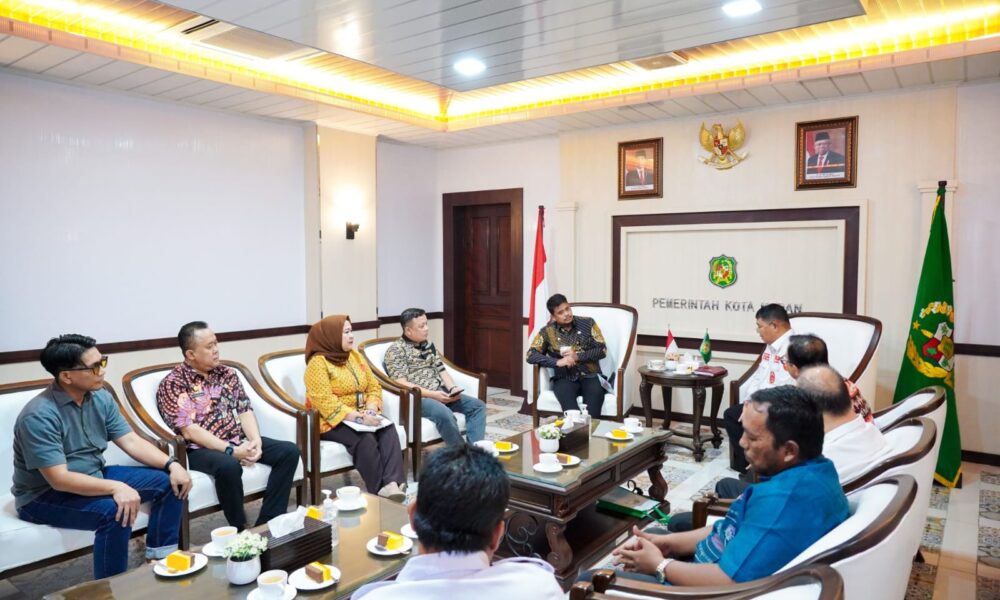 Wali Kota Medan, Bobby Nasution memberikan sejumlah pesan kepada para pengurus DPP KDT. (DETAIL/ist)