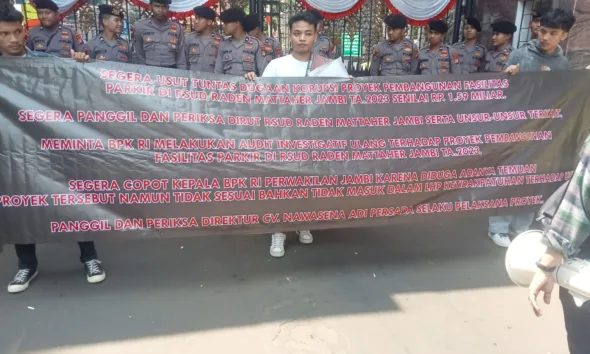 APIP Jambi demo kasus dugaan korupsi pembangunan fasilitas parkir RSUD Raden Mattaher. (ist)