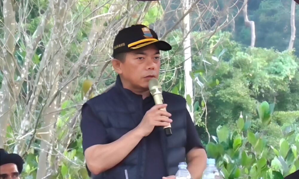 Gubernur Al Haris saat menutup acara turnamen secara resmi (DETAIL/Jorgi)