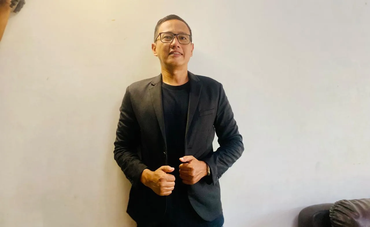 Pengamat ekonomi, Gunawan Benjamin meminta para investor saham untuk mencermati langkah penting yang dilakukan Warren Buffett si raja pialang saham skala global. (ist)