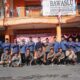 Anggota Bawaslu Sumut, Saut Boangmanalu, berfoto bersama dengan anggota dan staf Bawaslu di Kabupaten Pakpak Bharat seusai melakukan upacara kemerdekaan RI pada Sabtu, 17 Agustus 2024. (ist)