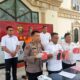 Wadir Krimsus Polda Jambi AKBP Taufik Nurmandia saat memimpin ungkap kasus. (DETAIL/Juan)