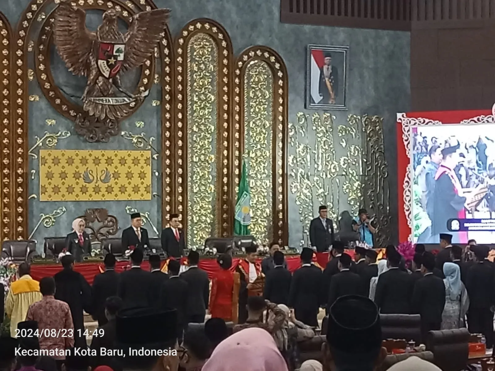 Pembacaan sumpah janji dipimpin oleh Ketua Pengadilan Negeri Jambi. (DETAIL/Juan)
