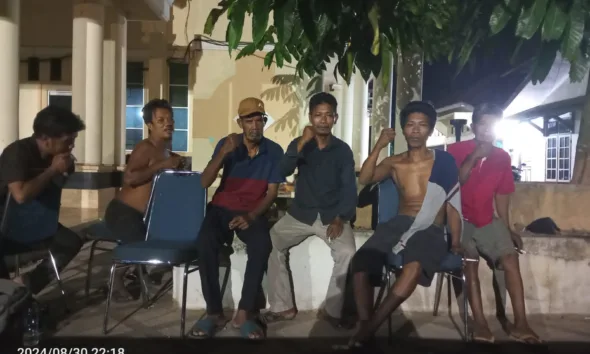 Tumenggung Yusuf (ke-3 dari kanan) bersama saudara-saudaranya. (DETAIL/Juan)