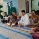 Babinsa Bungo Antoi Sertu Muklis, saat berada di rumah duka JP.(DETAIL/ist)