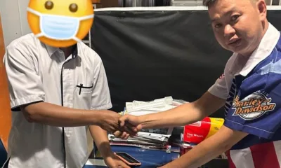 Korban Hendi Tekun saat menerima uang dari Epi dan diduga uang ratusan juta tersebut dari mantan Pj Bupati Merangin, Mukti Said. (DETAIL/ist)