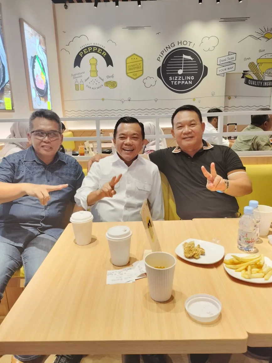 Dari kanan: Jenderal TNI (purn) Dudung, Al Haris dan Letjen TNI Hilman Hadi. (ist)