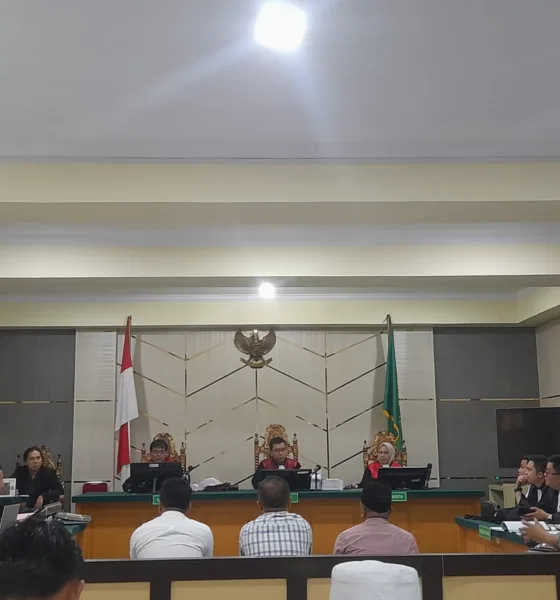Suasana sidang kasus korupsi dana hibah KONI Sungaipenuh. (DETAIL/Juan)