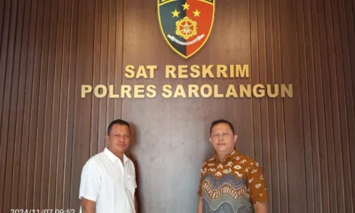 Kuasa Hukum AS, Jhon Damanik dan Rovifah Panggabean di Mapolres Sarolangun. (DETAIL/Juan)