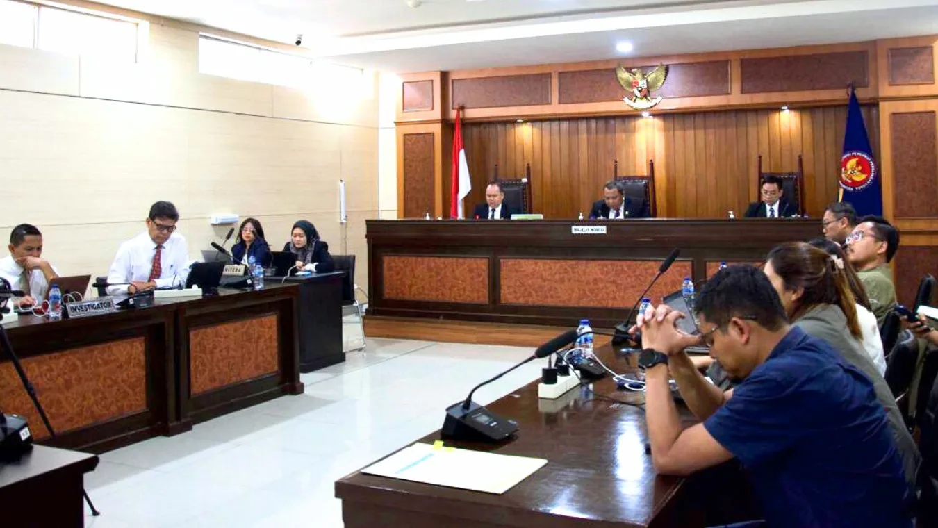 Anak usaha Salim Group dikenai dengan sebesar Rp 10 miliar oleh KPPU.