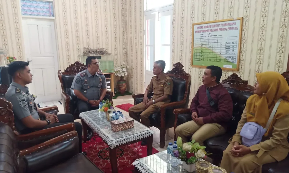 Rutan Padang Panjang bekerja sama dengan Dinas Pangan dan Pertanian Kota Padang Panjang pada Senin, 18 November 2924. (dok. humas rutan Padang panjang).