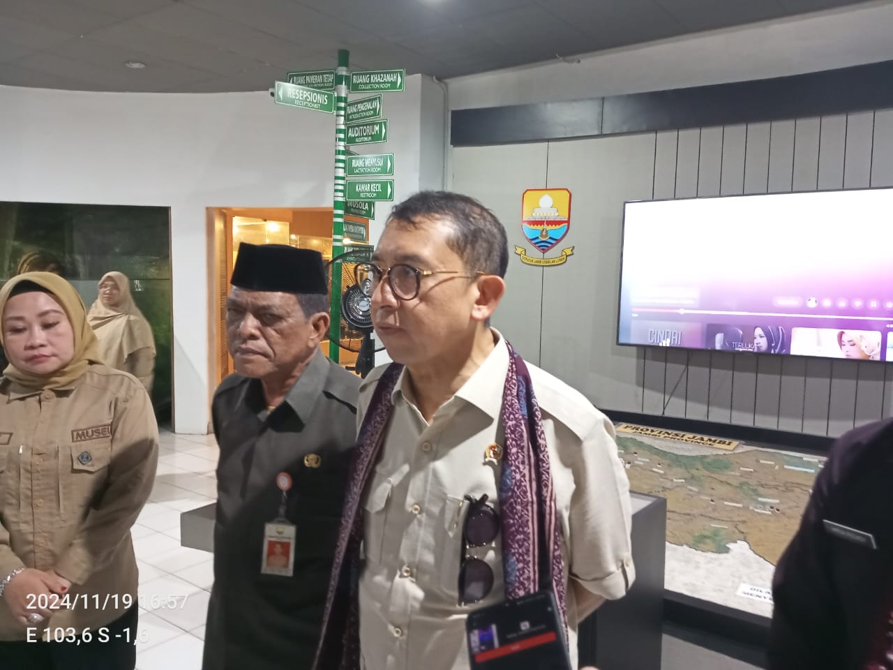 Menteri Kebudayaan RI Fadli Zon di Museum Siginjai Jambi. (DETAIL/Juan)