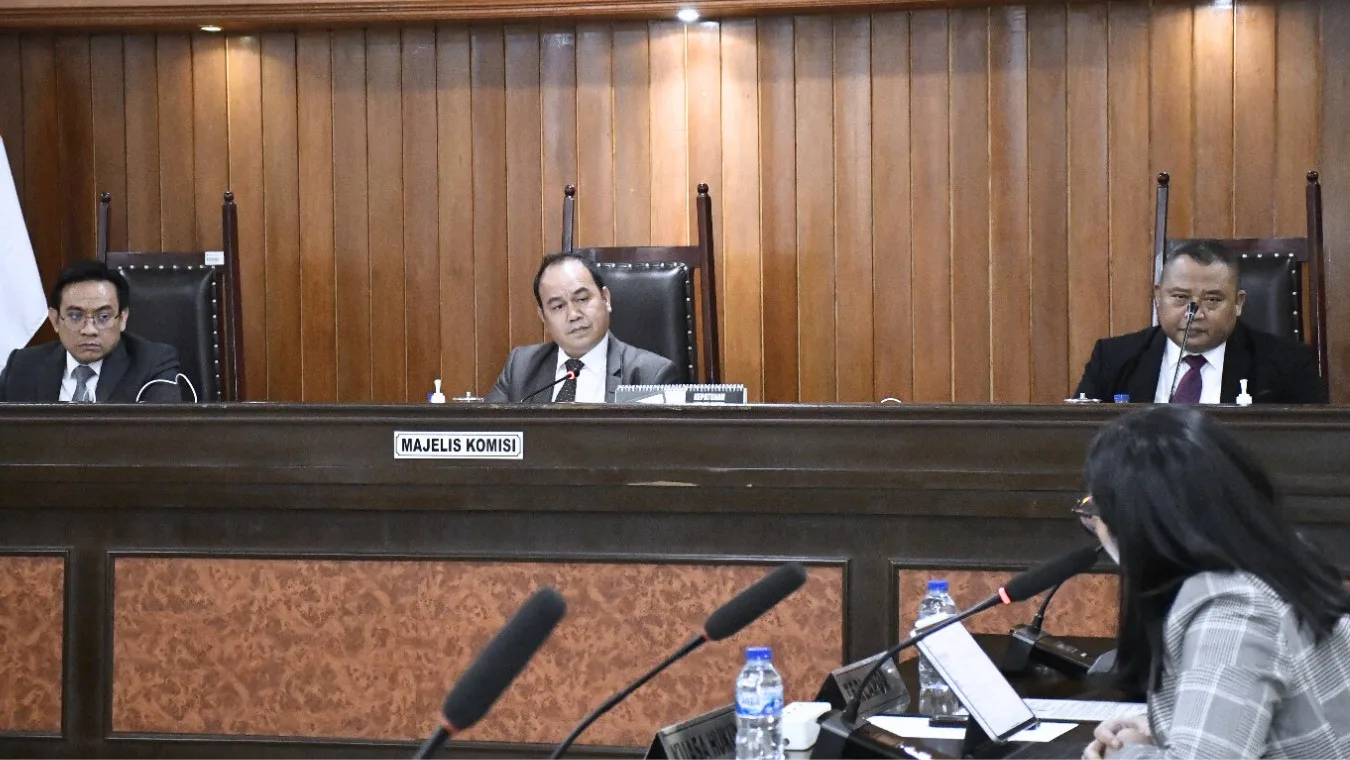 Proses Akuisisi perusahaan karet 'disemprit' oleh KPPU melalui sebuah proses persidangan. (ist)