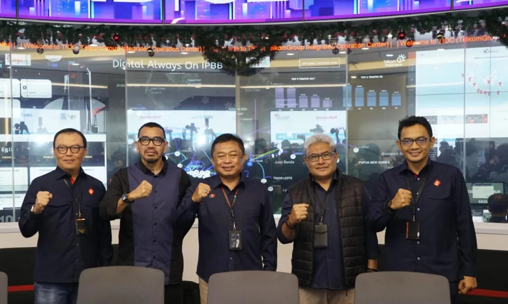 Seluruh manajemen Telkom Group menjamin kelancaran komunikasi digital masyarakat selama libur Natal dan Tahun Baru. (ist)