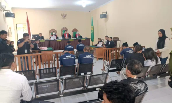 Suasana sidang di PN Sengeti dengan terdakwa AS pada Selasa, 17 Desember 2024. (DETAIL/Jogi)