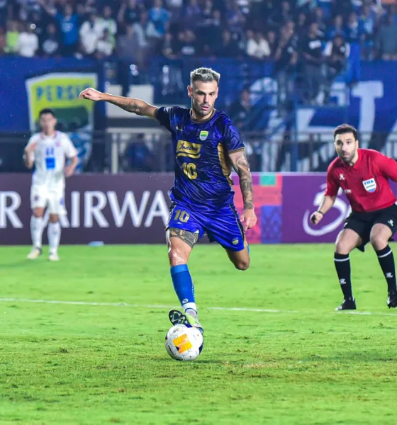 Penyerang Persib Bandung, Tyronne del Pino. (DETAIL/Yayat)