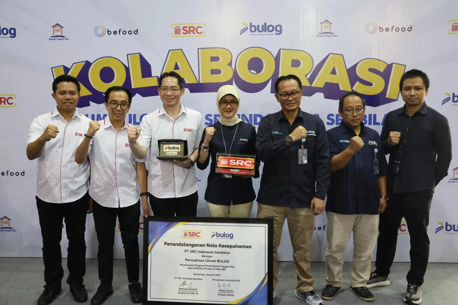 Untuk memperkuat distribusi pangan pokok, Perum Bulog menjalin kerjasama dengan PT Sampoerna Retail Community Indonesia Sembilan. (ist)