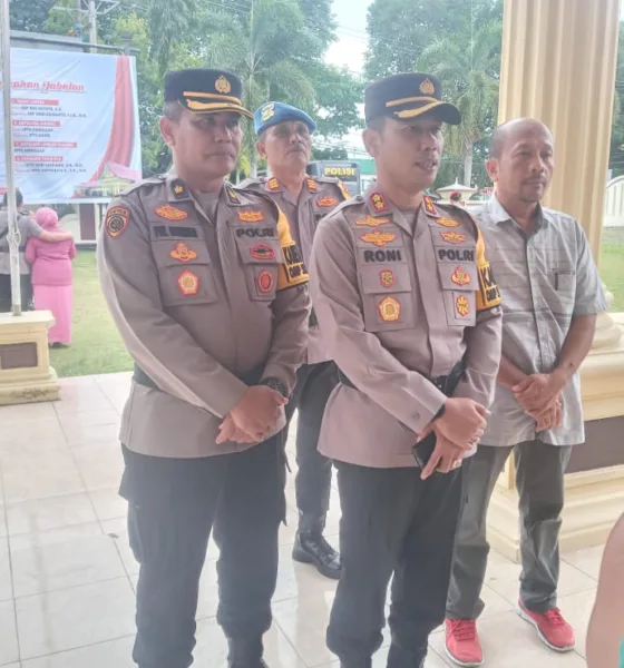 Kapolres Merangin, AKBP Roni Syahendra usai upacara Sertijab PJU polres Merangin.(ist)