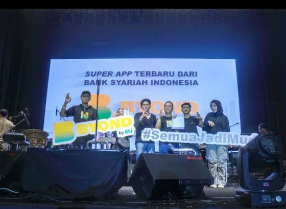 Melalui BYOND Fest di Medan, BSI menawarkan banyak hal bermanfaat bagi masyarakat, khususnya bagi para nasabahnya yang terus bertumbuh. (ist)