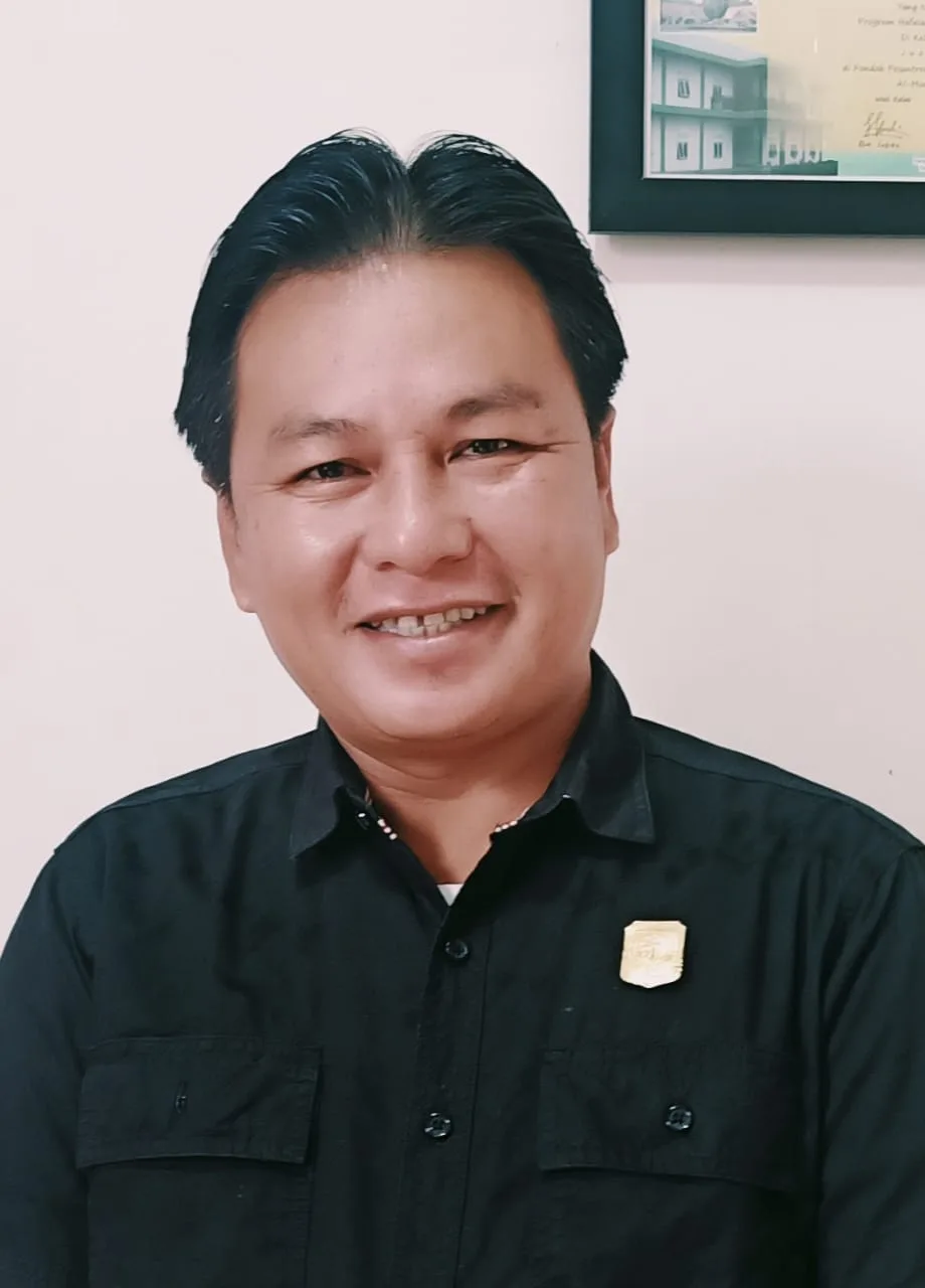 Ahmad Yani, Ketua Komisi II DPRD Merangin desak pemerintah tutup PT SGN. (ist)