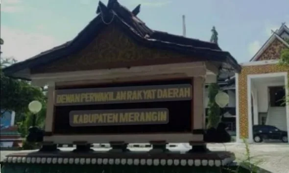 Kantor DPRD Merangin, puluhan anggota dan mantan anggota DPRD Merangin bakal Gugat Pemkab Merangin. (ist)