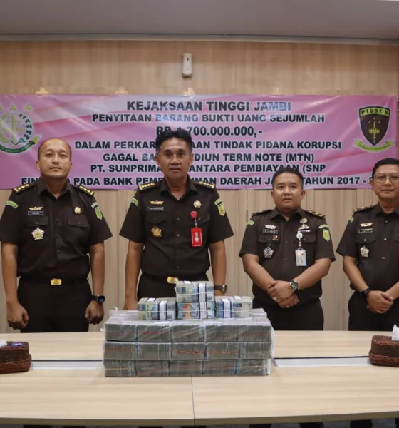 Tim penyidik Tindak Pidana Korupsi Kejati Jambi. (ist)