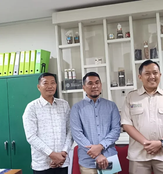Waka II dan Ketua Komisi II Ahmad Yani saat bersama bidang hukum Kementan RI. (ist)