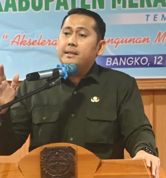 Bupati Merangin, M. Syukur geram banyak Camat tak hadir saat Musrenbang kabupaten Merangin. (ist)