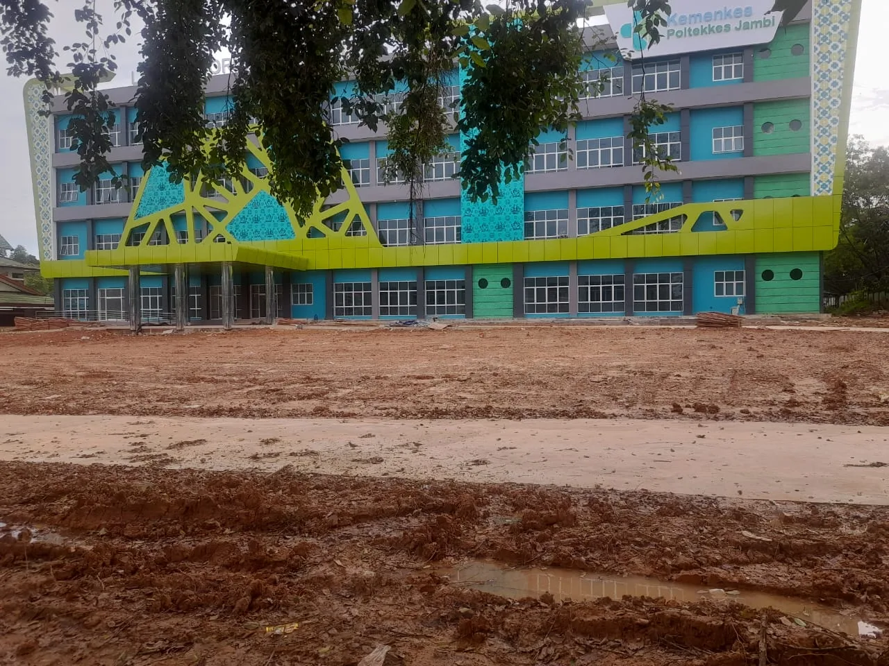 Proyek Tahap II Lab Poltekkes Kemenkes Jambi. (DETAIL/Juan)