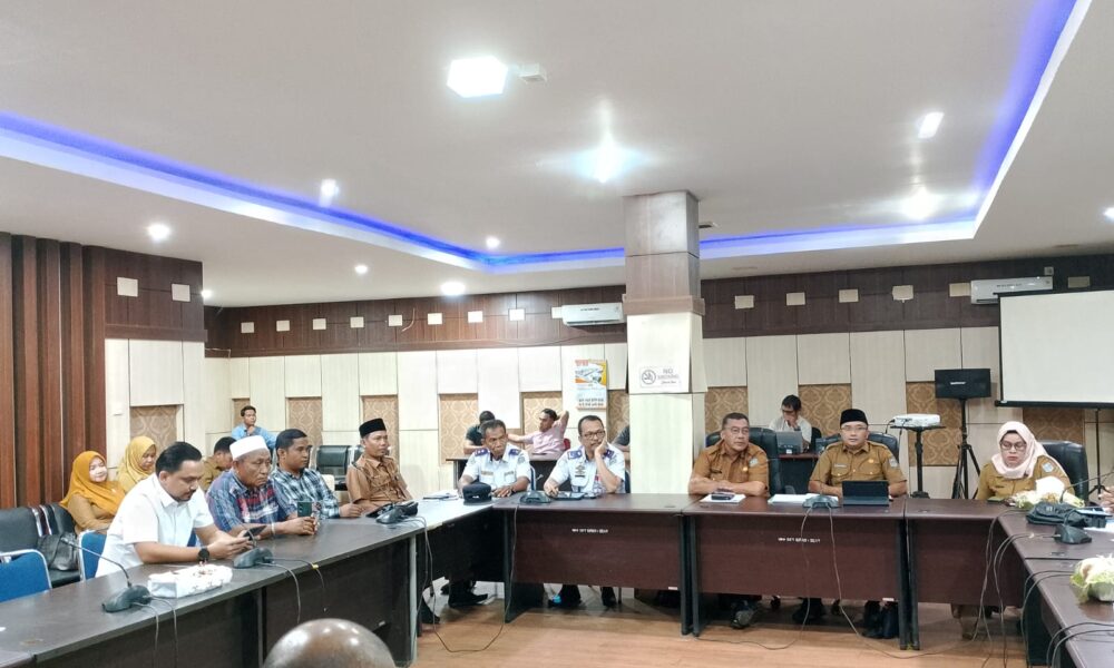 Rapat dengar pendapat lintas komisi dengan PT KMB, PT KPAL, dan PT KSL.(DETAIL/Daryanto)