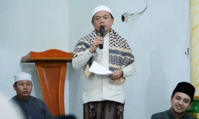 Gubernur Jambi, Al Haris melaksanakan safari Ramadhan 1446 Hijriah di Masjid Al Aqsho, Kelurahan Ulu Gedong, Kecamatan Danau Teluk, Kota Jambi, Minggu (9/3/2025) malam.